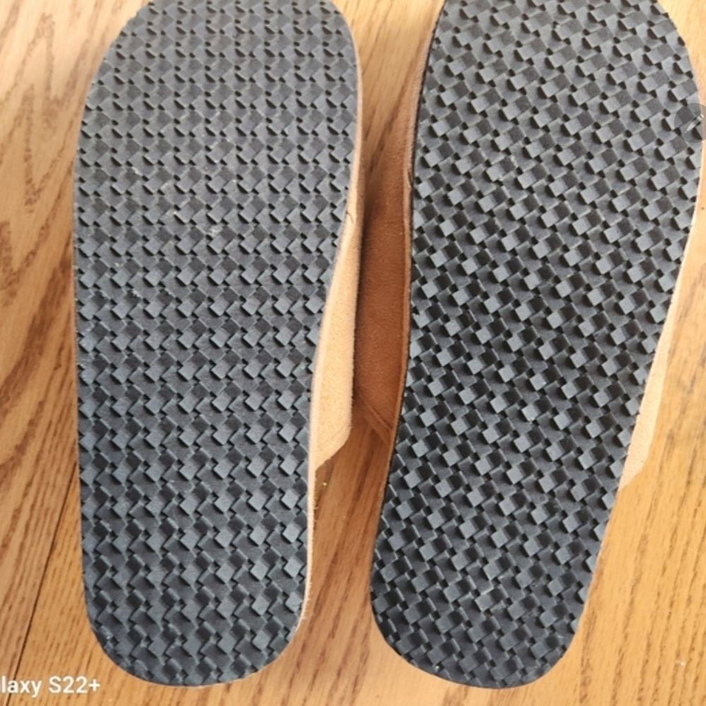 Lucky Brand Tan Suede Slip-On Slippers - Picture 11 of 12